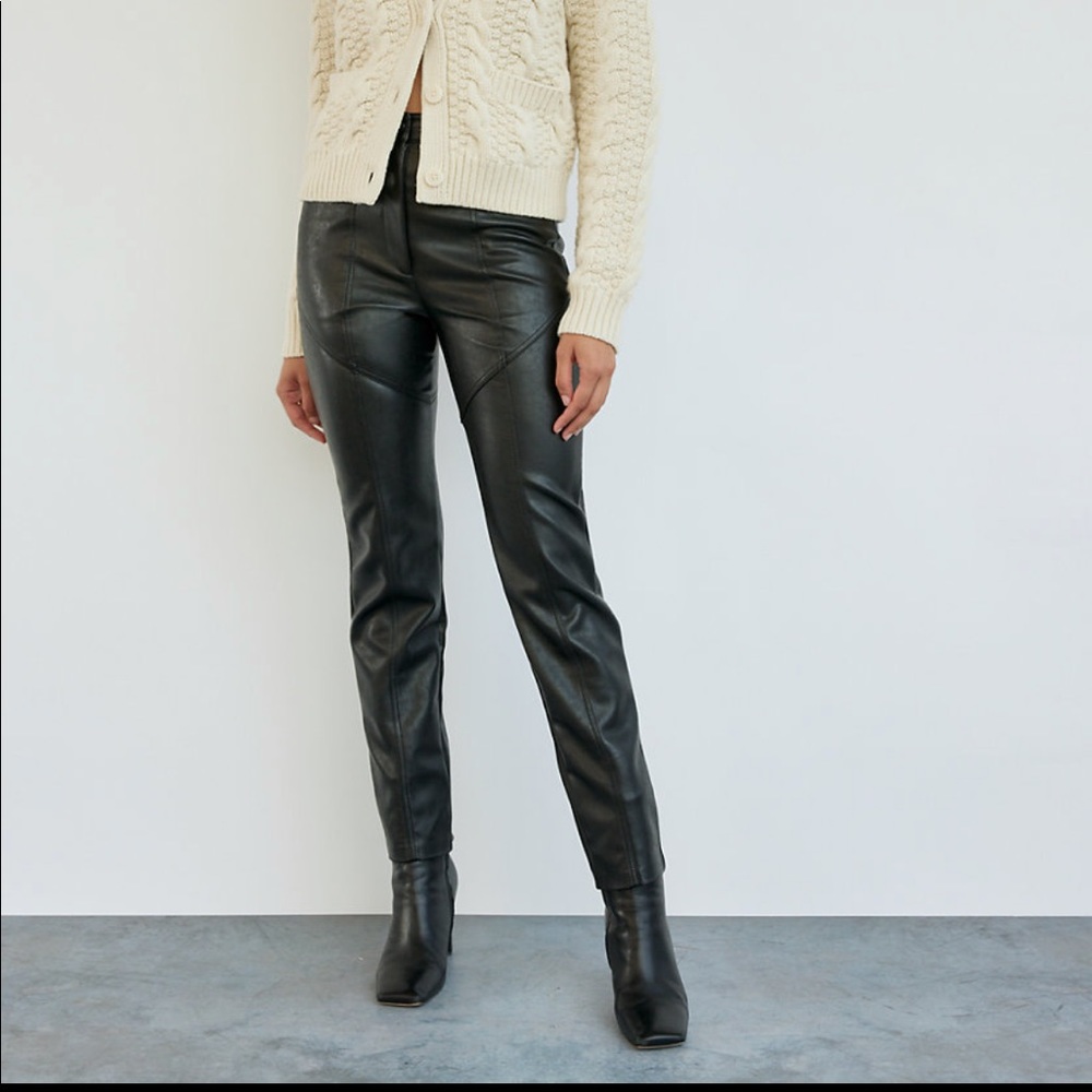 NWT Aritzia Wilfred Vegan Leather Rebel Pant - Black - 4